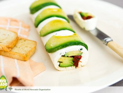 Rotolo di Formaggio con Avocado